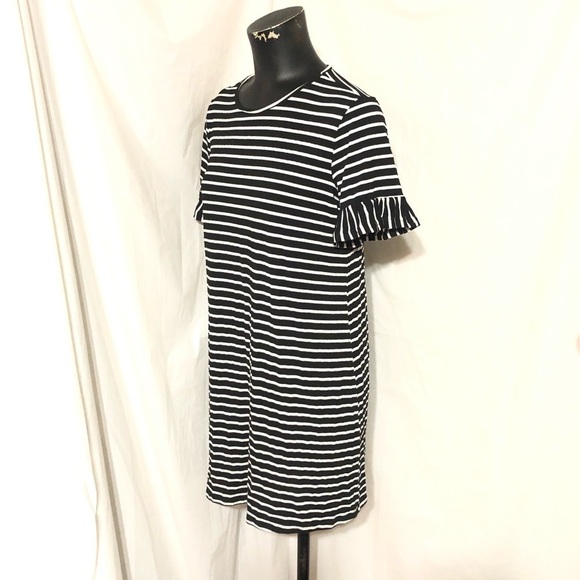 SHEIN Striped Ruffle Sleeve Dress Black White Size Small - Picture 4 of 8
